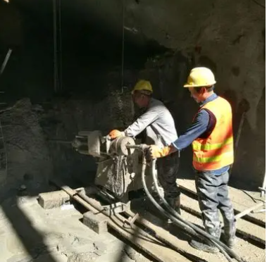 赤峰水下抗分散灌浆料特点 水下不分散注浆料介绍